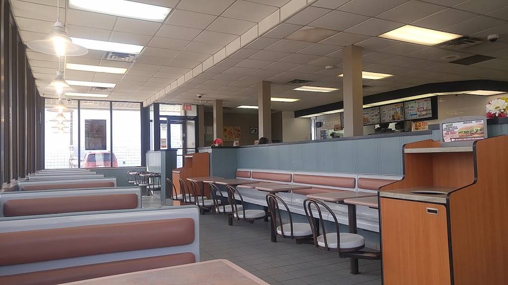Burger King | restaurant | 2850 Tecumseh Rd E, Windsor, ON N8W 1G4, Canada | 5199483161 OR +1 519-948-3161