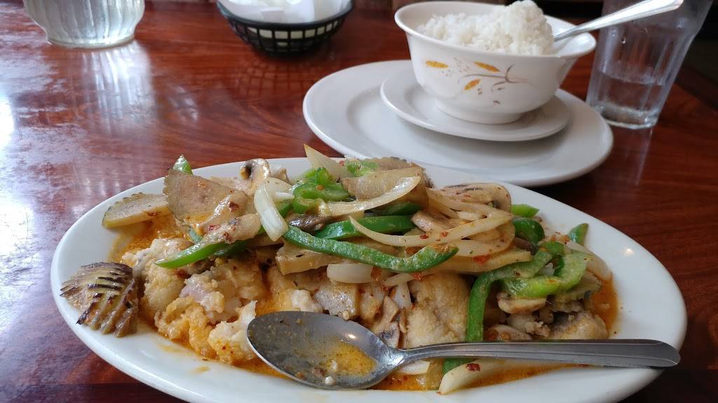 Bangkok Crossing | restaurant | 620 Woodward Ave, Detroit, MI 48226, USA | 3139613861 OR +1 313-961-3861