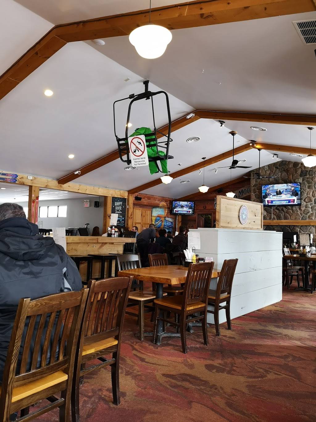 Crazy Horse Sports Bar & Grill | restaurant | 1101 Horseshoe Valley Rd W, Barrie, ON L4M 4Y8, Canada | 7058352790 OR +1 705-835-2790