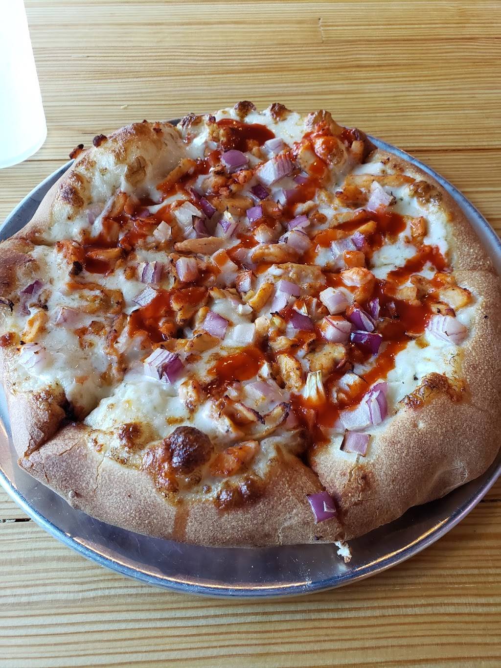 Aviator Pizza & Drafthouse | restaurant | 856 Kohlers Crossing Suite 350, Kyle, TX 78640, USA | 5128273553 OR +1 512-827-3553