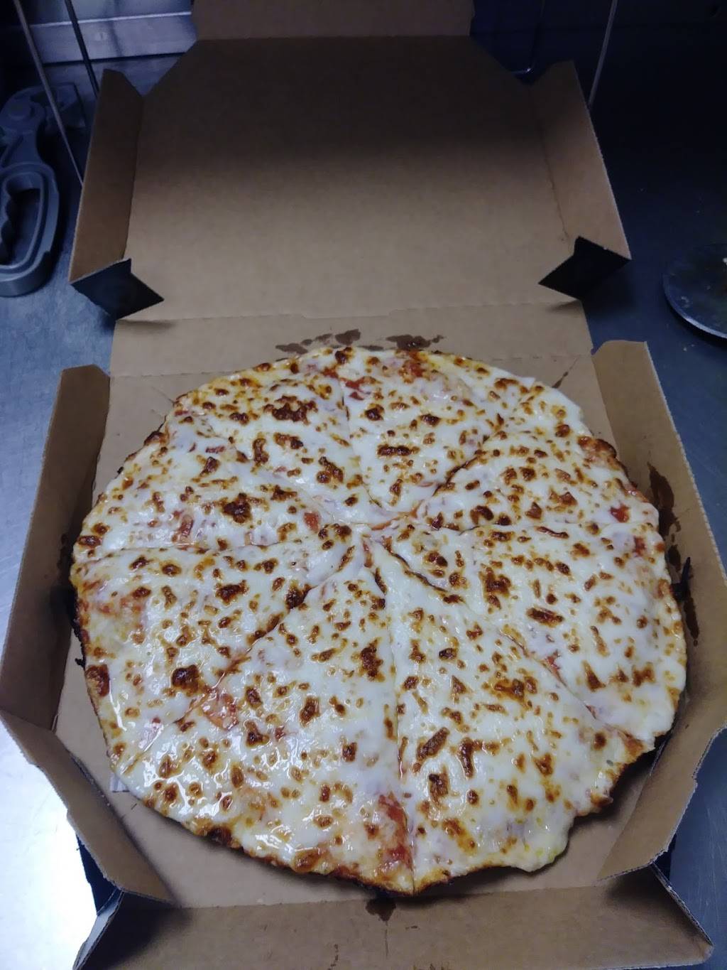 Dominos Pizza | meal delivery | 3400 Aramingo Ave, Philadelphia, PA 19134, USA | 2154273000 OR +1 215-427-3000