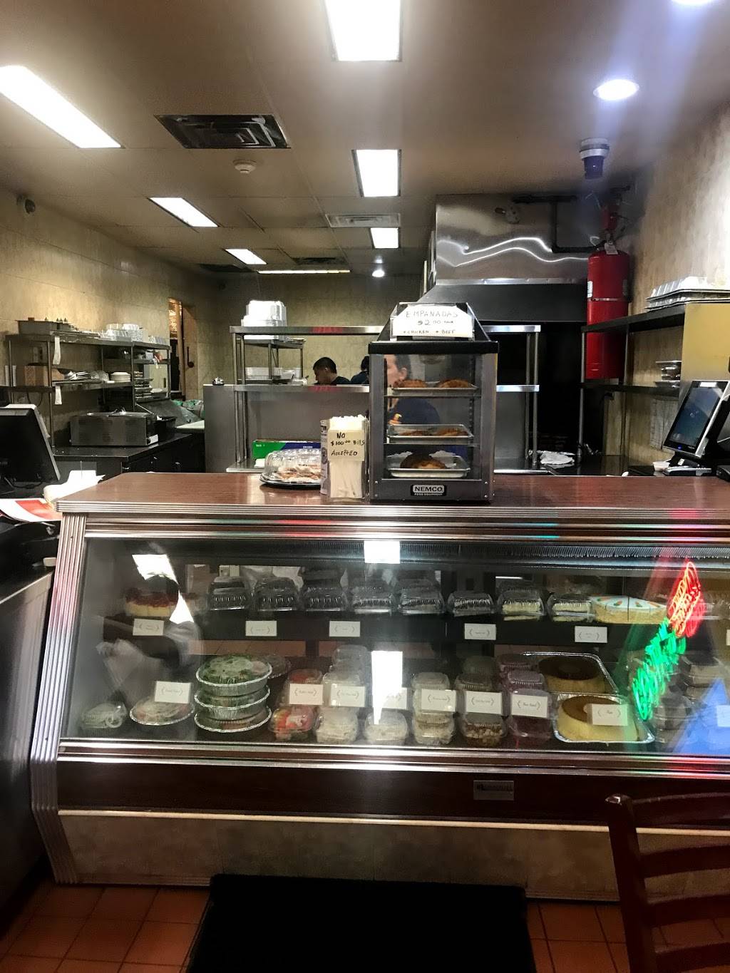 Costas Barbeque & Grill,elizabeth,nj | restaurant | 110 Grove St, Elizabeth, NJ 07202, USA | 9083558777 OR +1 908-355-8777