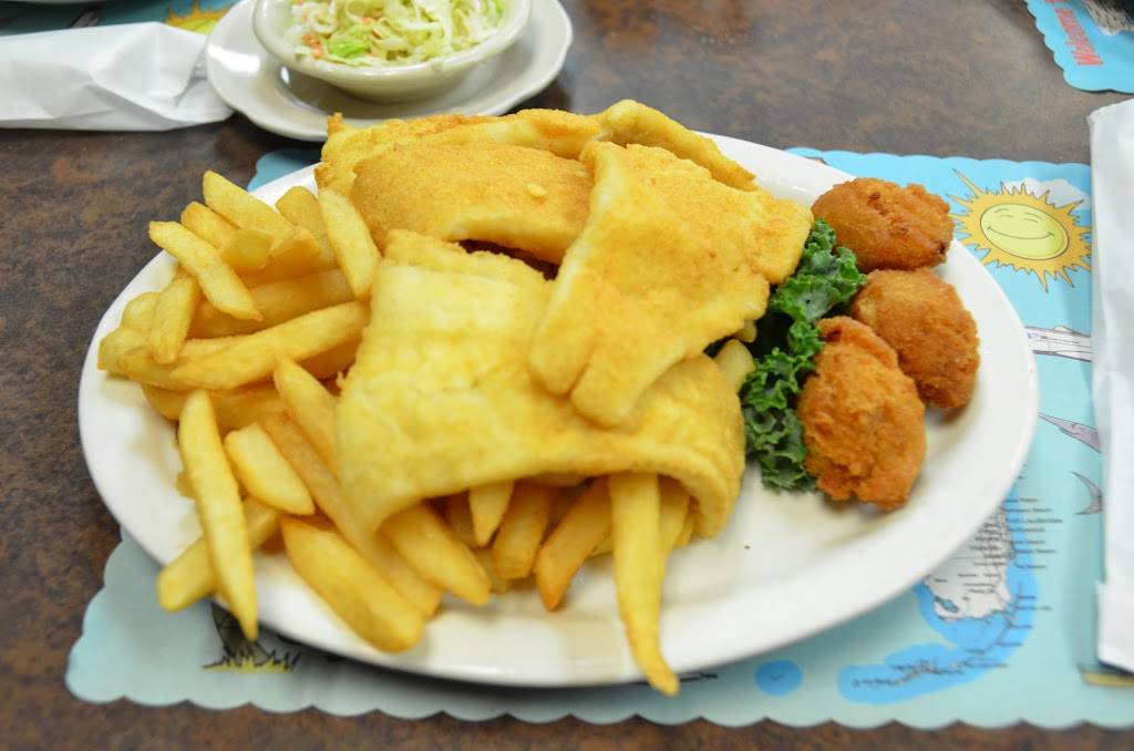 Corky Bells Seafood & Steaks | restaurant | 1049 Floyd St, Fleming Island, FL 32003, USA | 9042841379 OR +1 904-284-1379