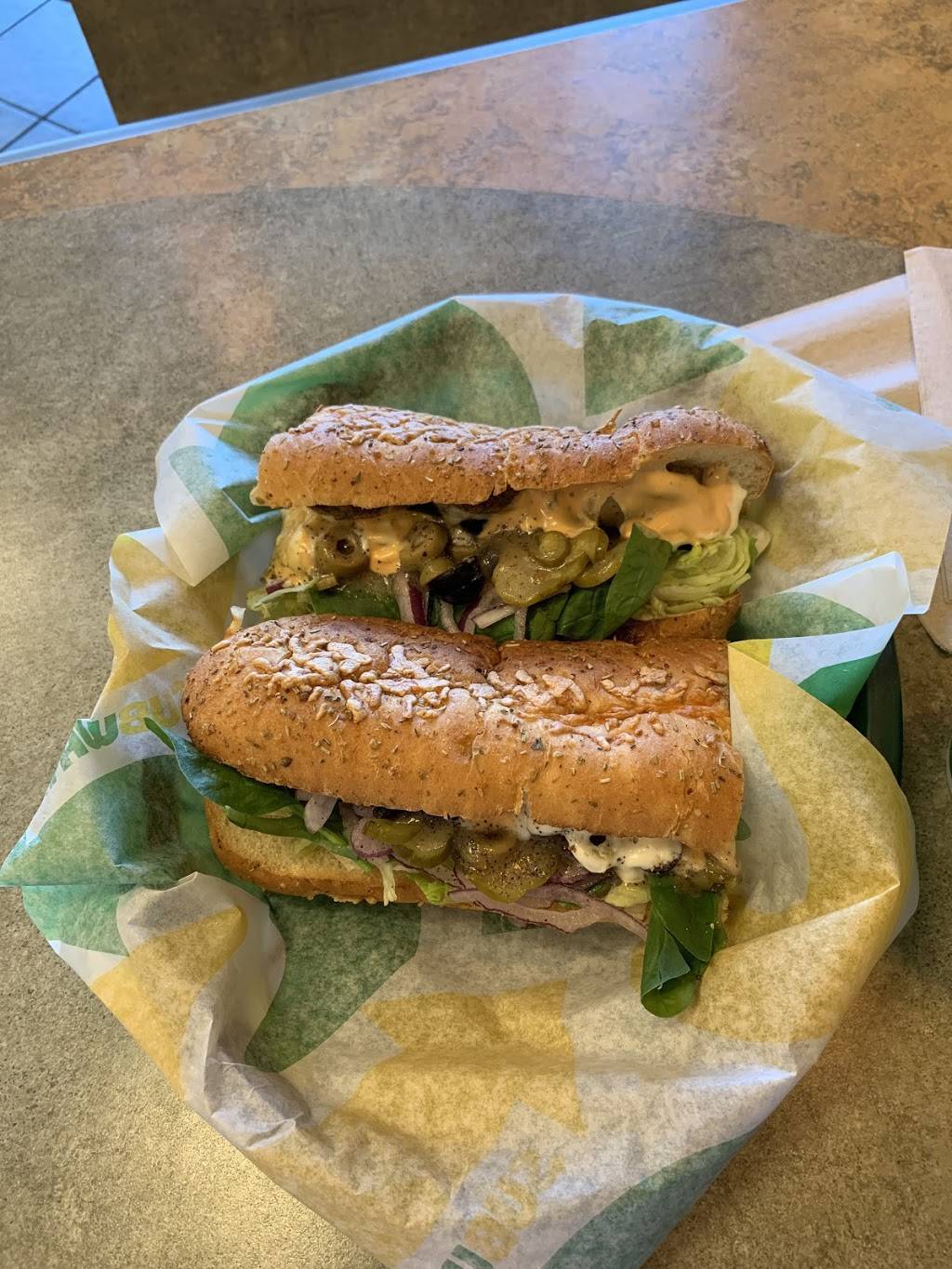 Subway | restaurant | 987 Gordon St, Guelph, ON N1G 4W3, Canada | 5197674448 OR +1 519-767-4448