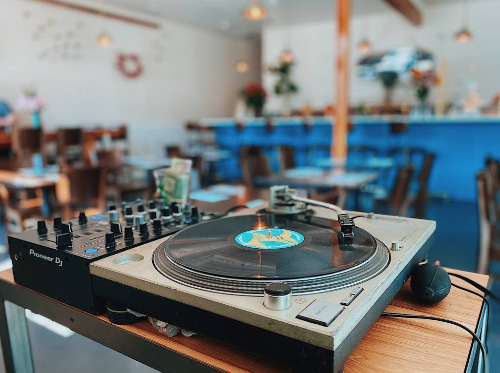 Barrio | restaurant | 4011 City Terrace Dr, Los Angeles, CA 90063, USA | 3236855411 OR +1 323-685-5411