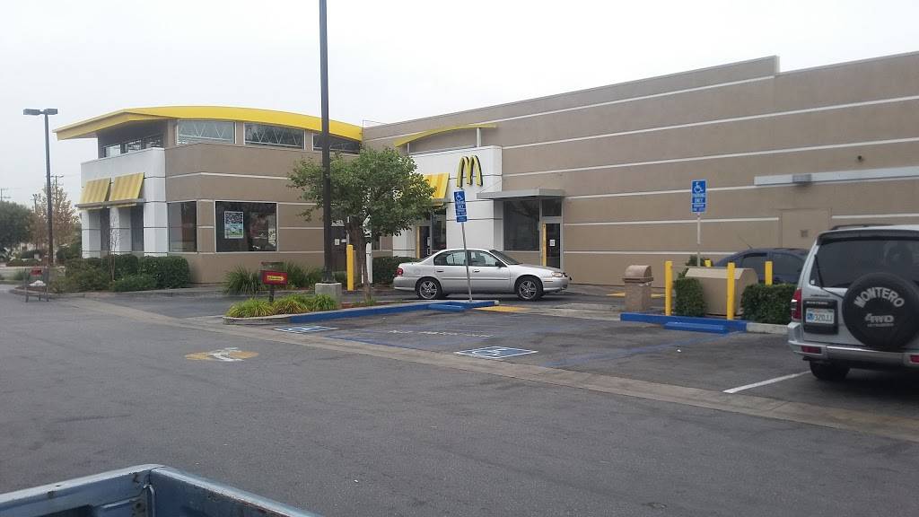 McDonalds | cafe | 1208 N Mt Vernon Ave, San Bernardino, CA 92411, USA | 9093887518 OR +1 909-388-7518