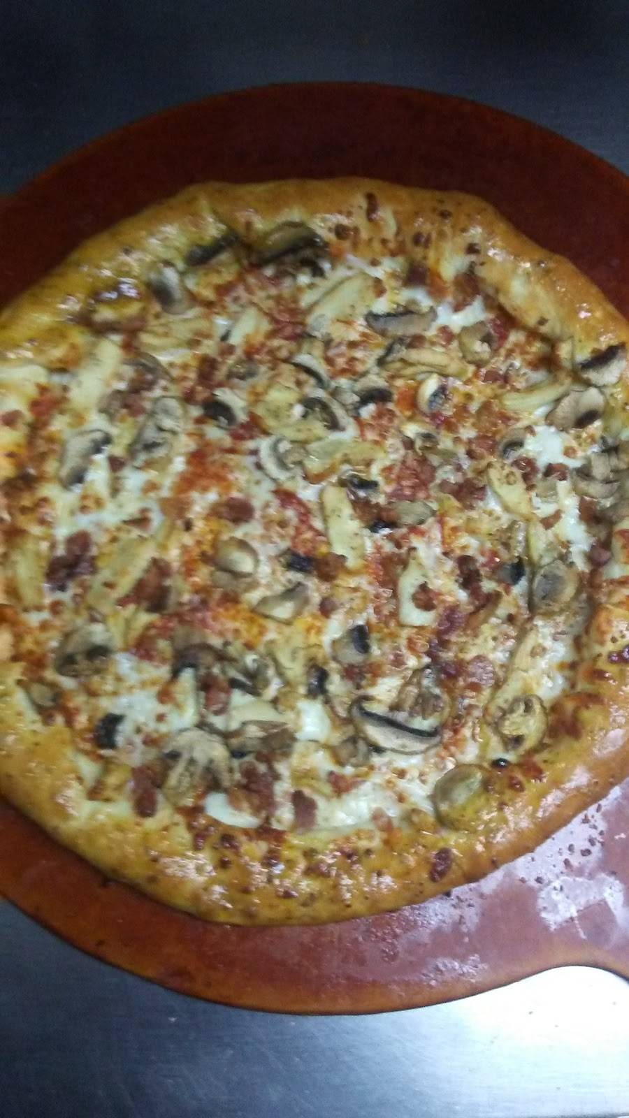 Pizza Hut | restaurant | 10731 Coloma Rd, Rancho Cordova, CA 95670, USA | 9166386800 OR +1 916-638-6800