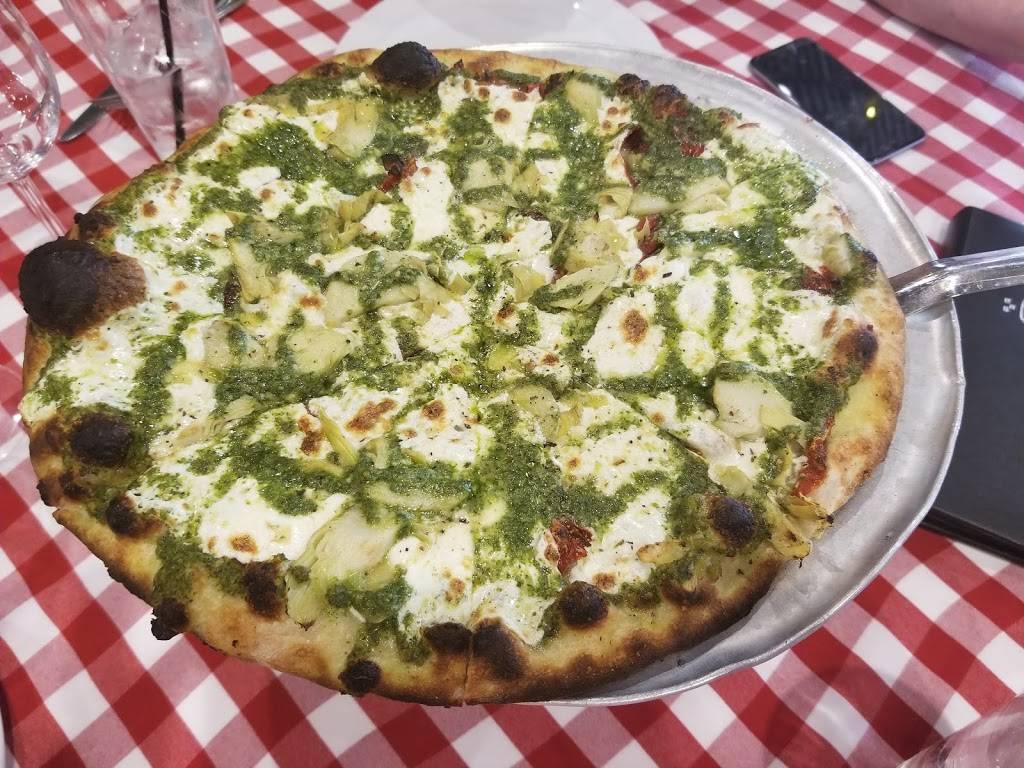 Grimaldis Pizzeria | restaurant | 22810 US-281 #105, San Antonio, TX 78258, USA | 2104819236 OR +1 210-481-9236