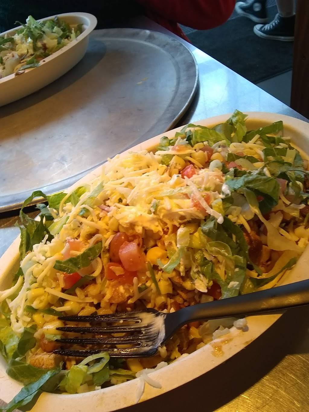 Chipotle Mexican Grill | restaurant | 441 Balltown Rd Ste 3, Schenectady, NY 12304, USA | 5183708607 OR +1 518-370-8607