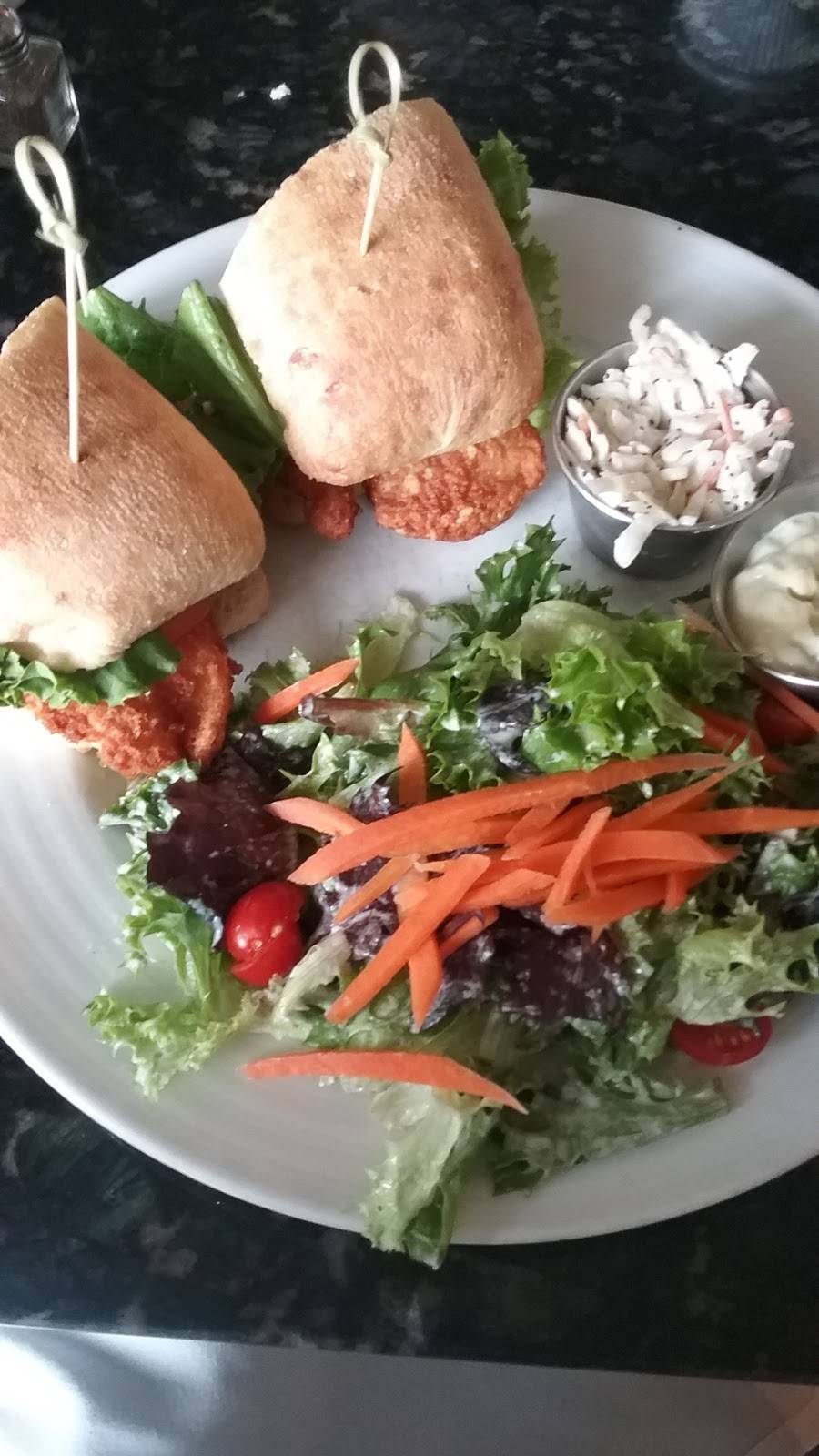 Zinc Cafe | restaurant | 679 Stokes Rd, Medford, NJ 08055, USA | 6099539462 OR +1 609-953-9462