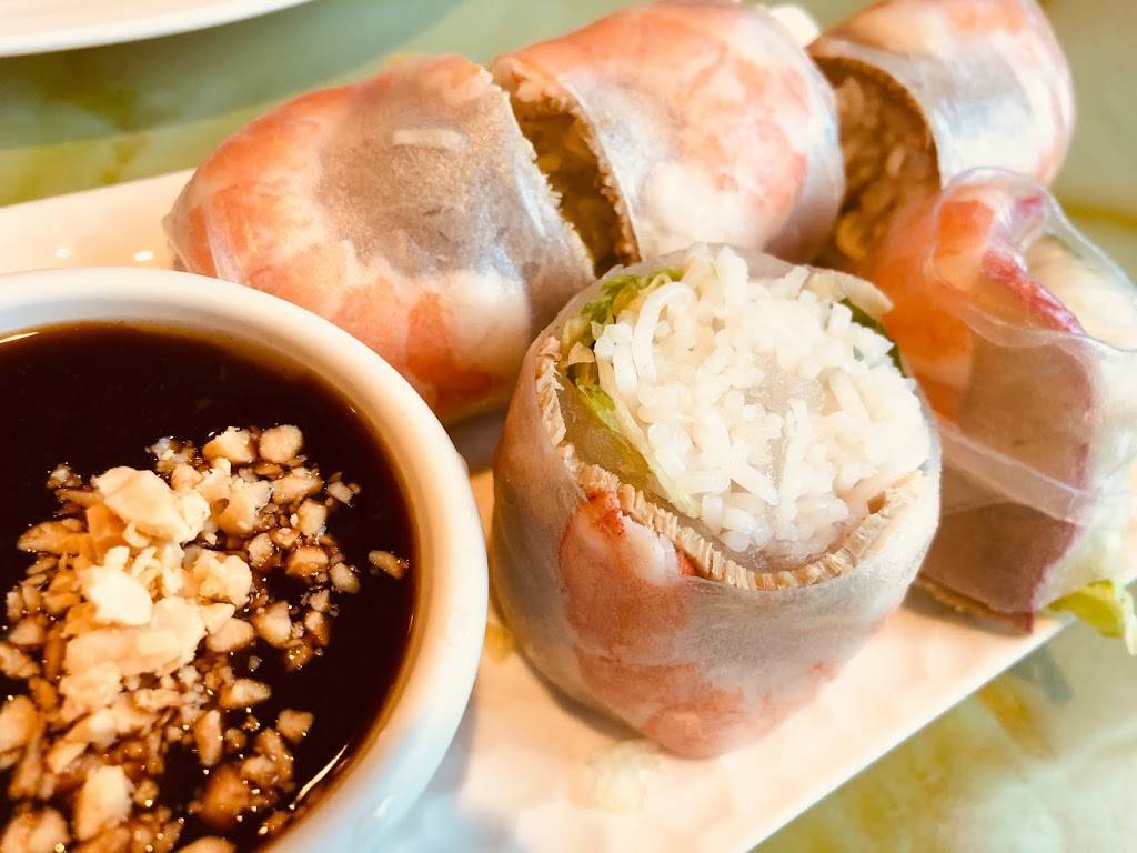 Ha Long Bay Restaurant | restaurant | 2741 Co Rd E East, St Paul, MN 55110, USA | 6516536868 OR +1 651-653-6868