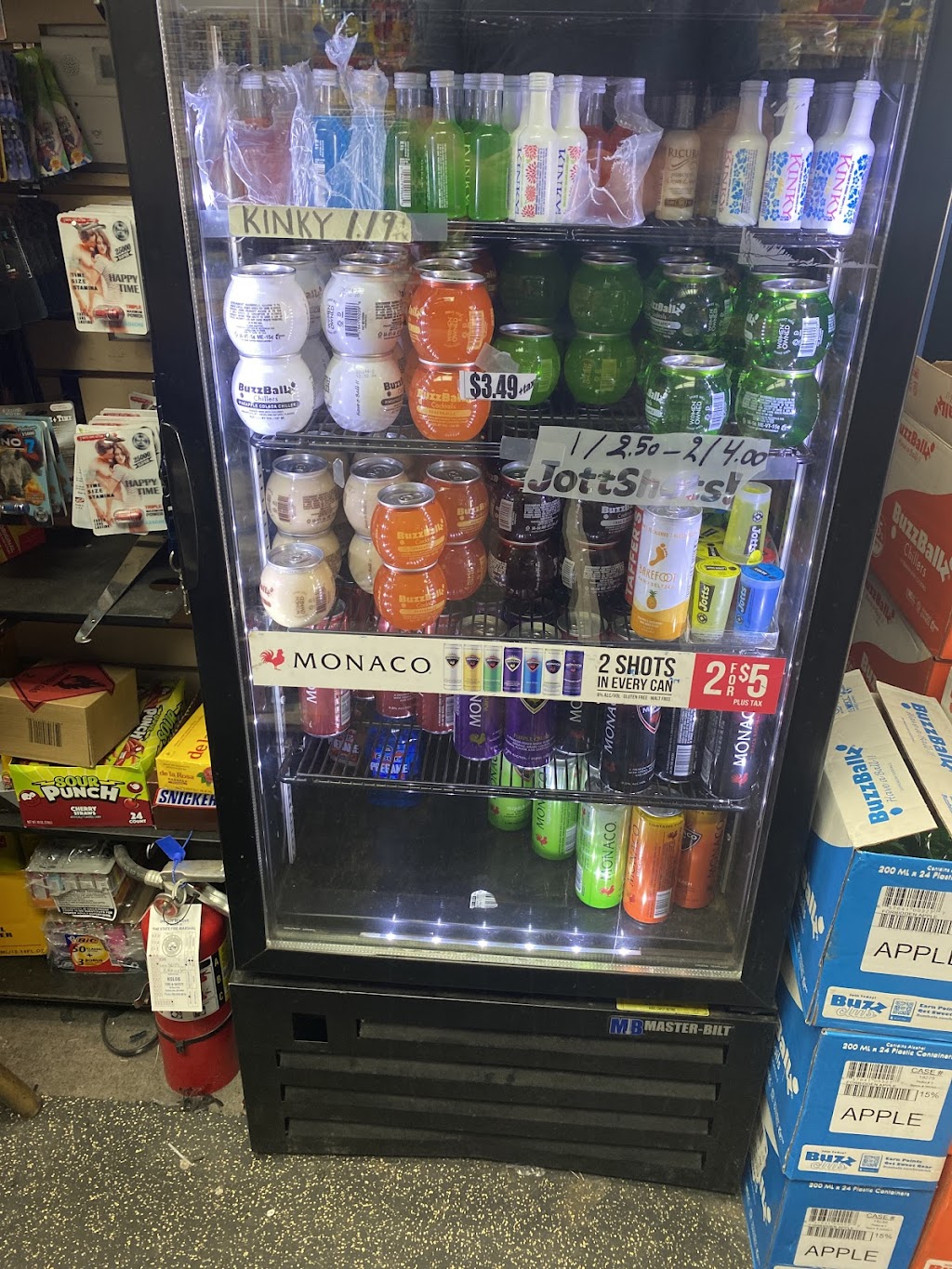 MR Mini Mart&Wings | restaurant | Parking lot, 3860 S Nellis Blvd, Las Vegas, NV 89121, USA | 7024509993 OR +1 702-450-9993