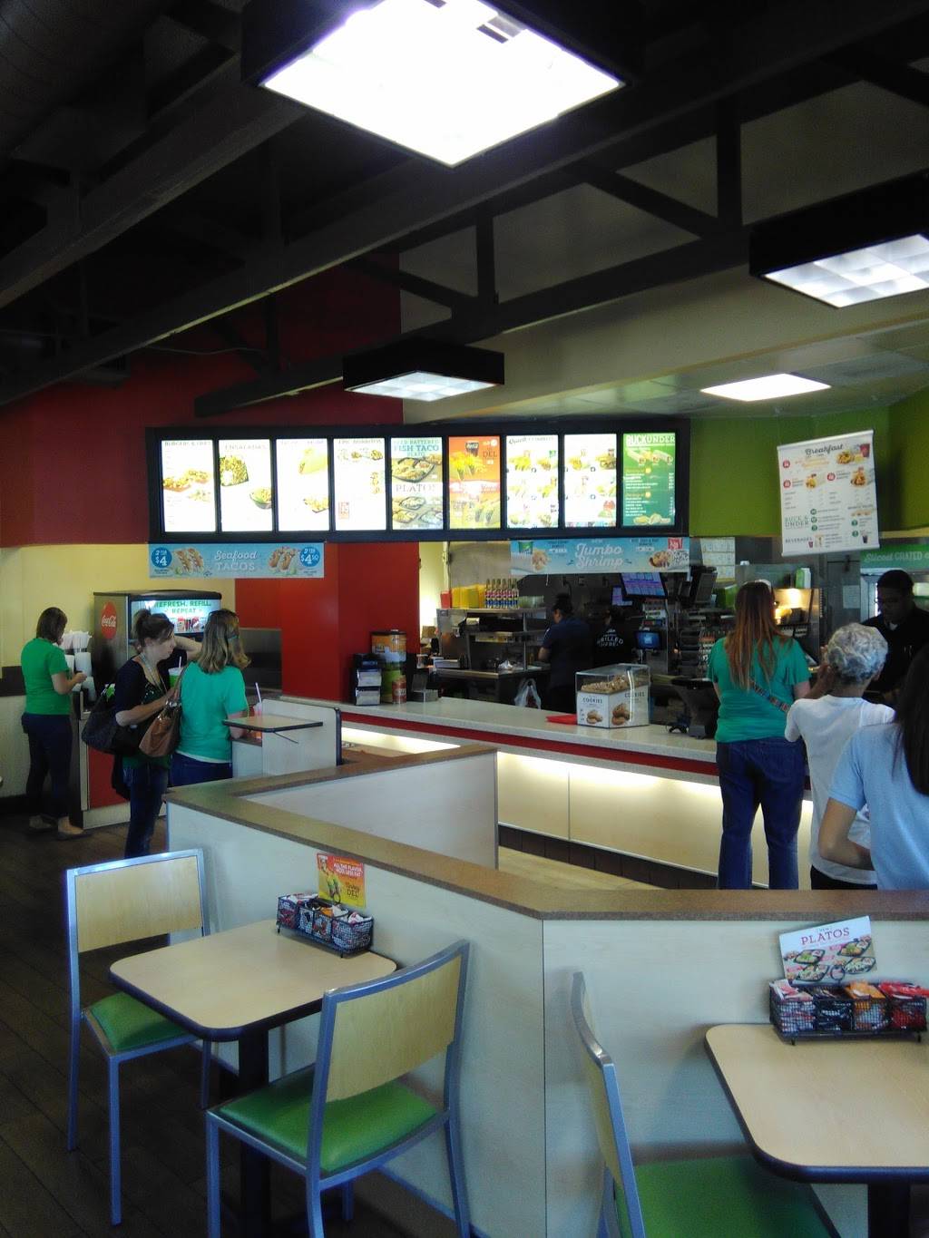 Del Taco | meal takeaway | 2320 E Serene Ave, Las Vegas, NV 89123, USA | 7029142252 OR +1 702-914-2252