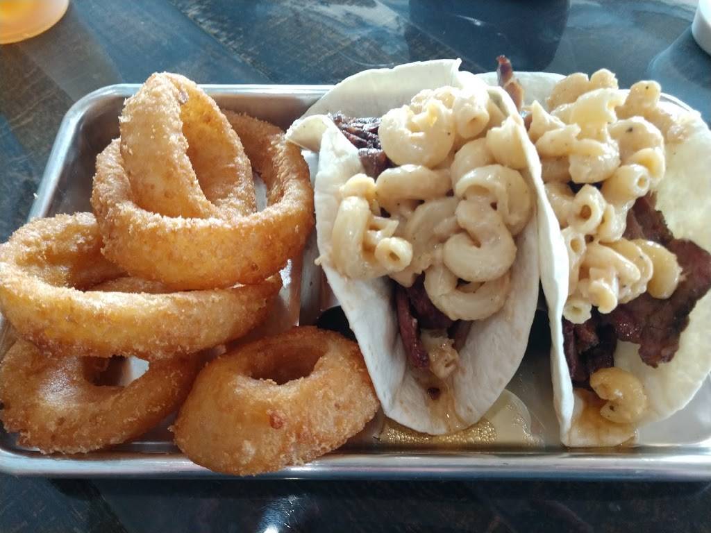 Nawty Hogg BBQ | restaurant | 12975 Collier Blvd Ste 100, Naples, FL 34116, USA | 2392412841 OR +1 239-241-2841