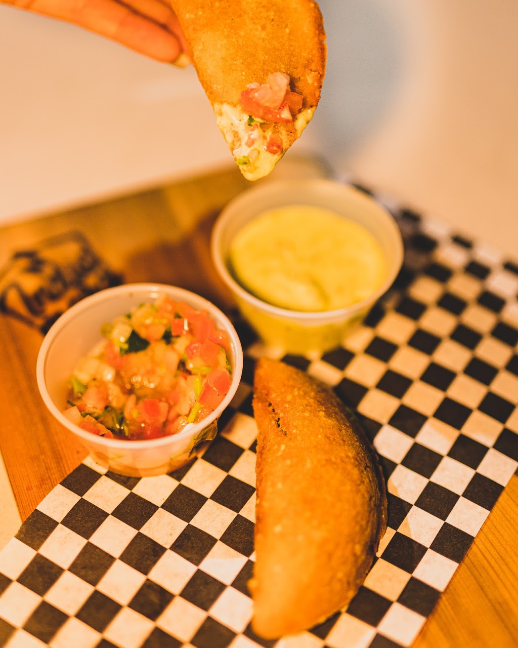 Indio Mara Fast Food | restaurant | 6439 NW 82nd Ave, Miami, FL 33166, USA | 7862819198 OR +1 786-281-9198