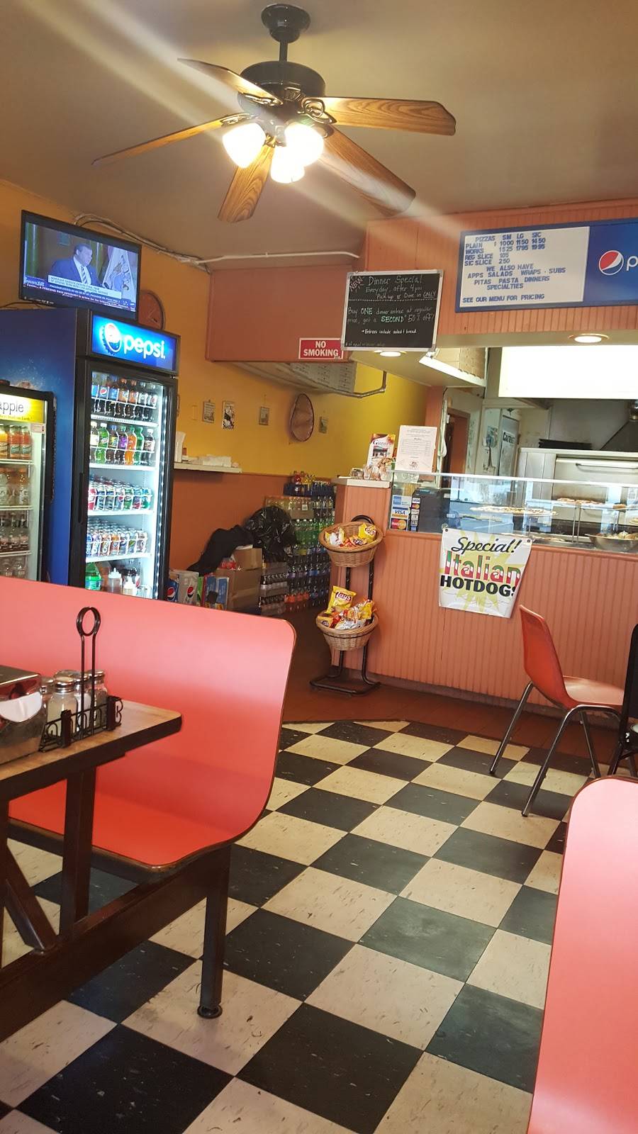 Giannis Pizzeria | restaurant | 1504 Roosevelt Ave, Carteret, NJ 07008, USA | 7325415004 OR +1 732-541-5004