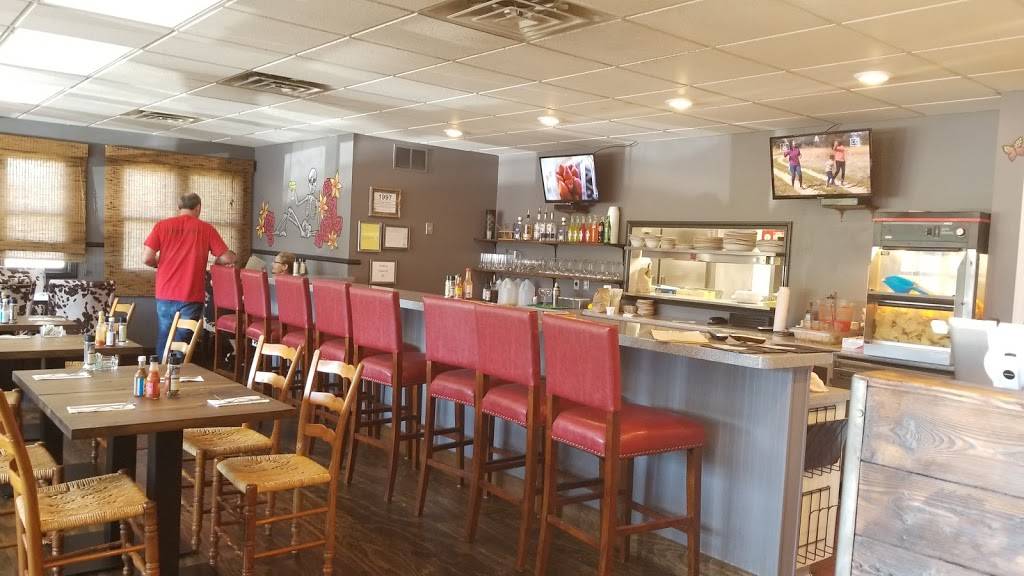 Rodrigos | restaurant | 7593 S State St, Harbor Springs, MI 49740, USA | 2314126077 OR +1 231-412-6077