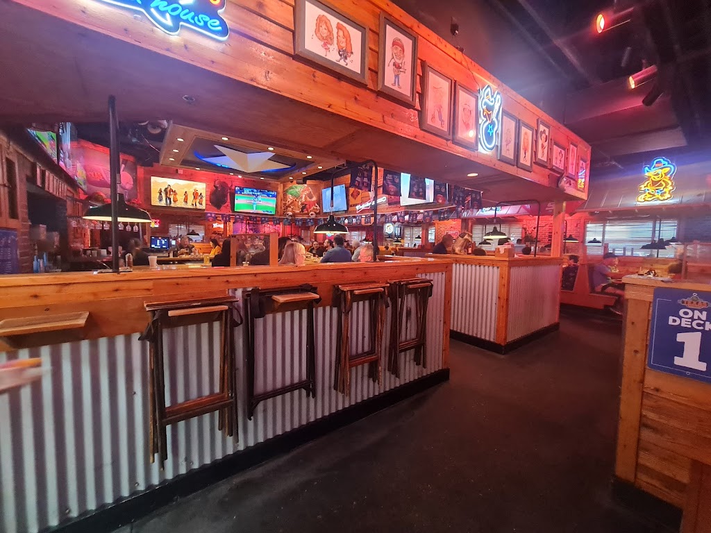 Texas Roadhouse | restaurant | 4805 S Expressway 83 #77, Harlingen, TX 78550, USA | 9564407427 OR +1 956-440-7427