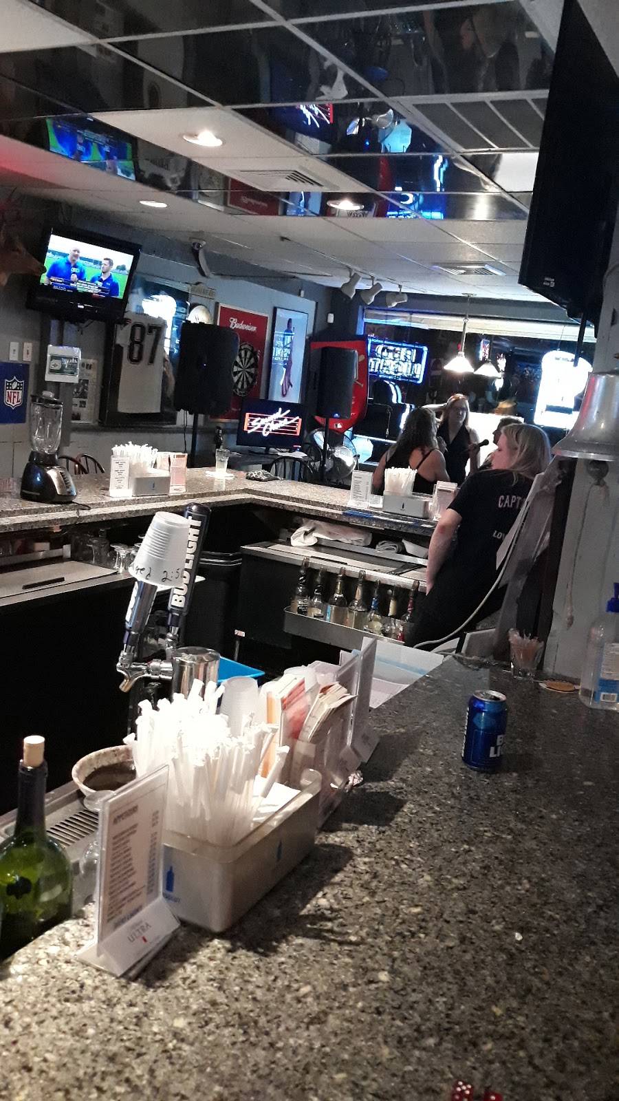 Captain Johns | restaurant | 333 Westford St, Lowell, MA 01851, USA | 9784580752 OR +1 978-458-0752