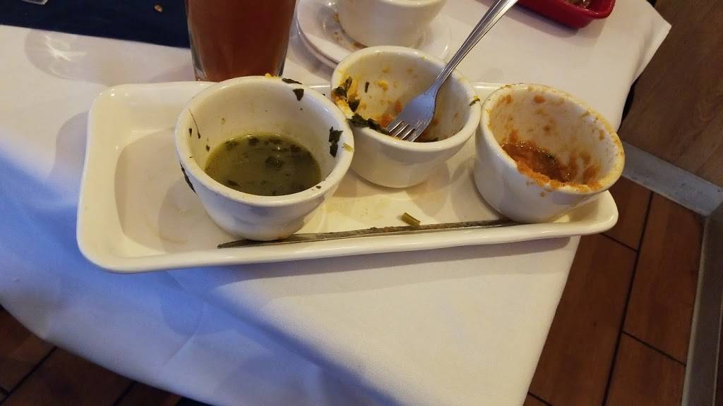 Savannahs Southern Belle Restaurant | restaurant | 10 E Blancke St, Linden, NJ 07036, USA | 9085835260 OR +1 908-583-5260