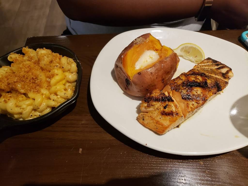 Outback Steakhouse | restaurant | 4208 US Hwy 98 N, Lakeland, FL 33809, USA | 8638589468 OR +1 863-858-9468