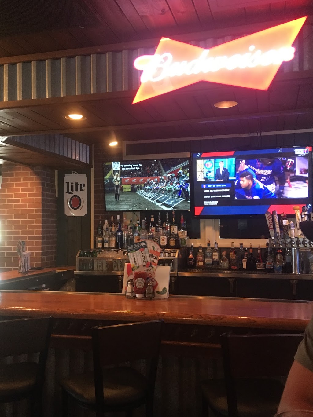 Chilis Grill & Bar | restaurant | 110 Nebraska St, Sioux City, IA 51101, USA | 7122580700 OR +1 712-258-0700