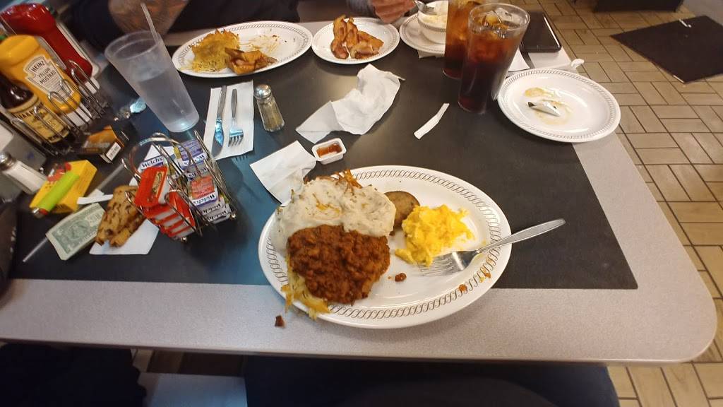 Waffle House | meal takeaway | 114 Fairfax Pike, Stephens City, VA 22655, USA | 5408680642 OR +1 540-868-0642