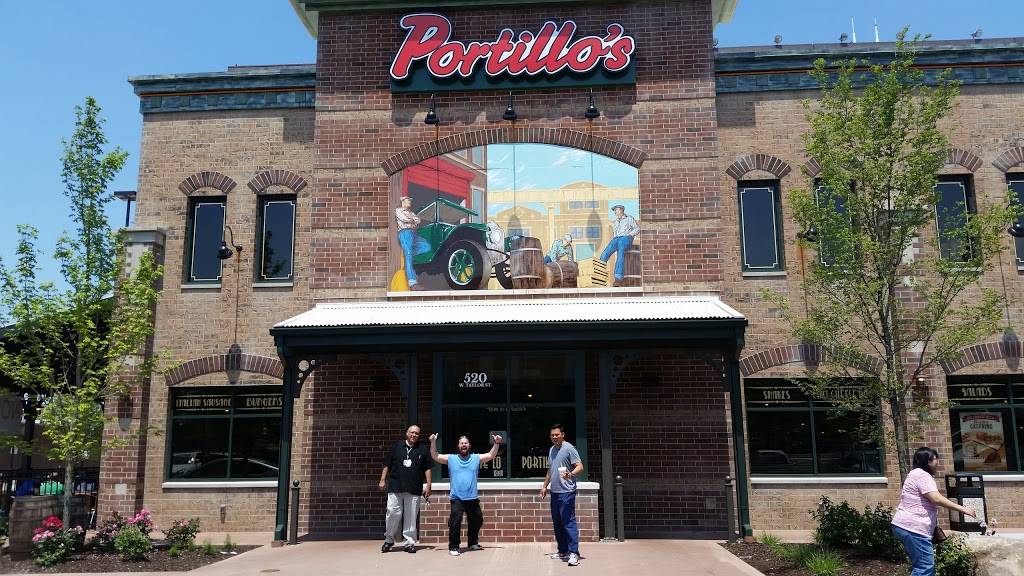 Portillos Hot Dogs | meal takeaway | 520 W Taylor St, Chicago, IL 60607, USA | 3126674560 OR +1 312-667-4560