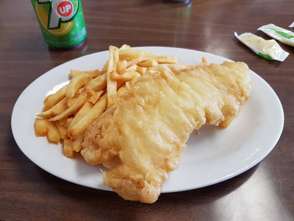 Golden Fish & Chips | restaurant | 388 Main St E, Milton, ON L9T 1P8, Canada | 9058783921 OR +1 905-878-3921