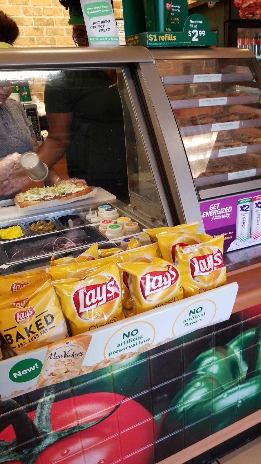 Subway | restaurant | 1561 E Williams St, Apex, NC 27539, USA | 9193677785 OR +1 919-367-7785