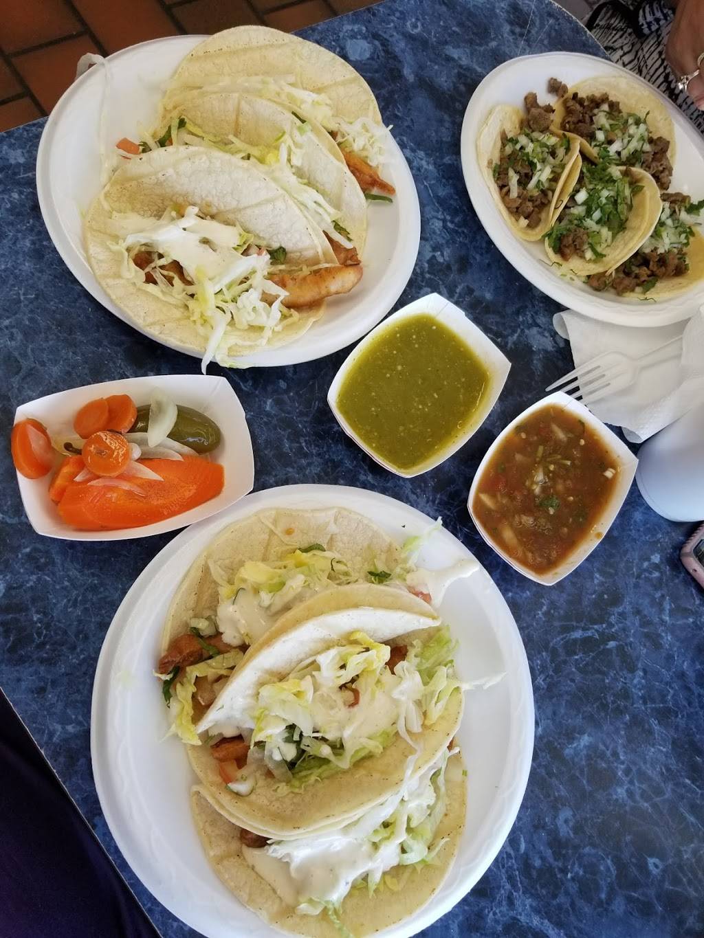 Ramiros Mexican Food | restaurant | 1618 W Bell Rd, Phoenix, AZ 85023, USA | 6029426699 OR +1 602-942-6699