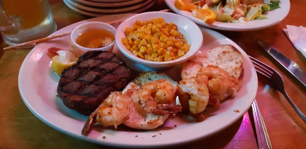 Texas Roadhouse | restaurant | 5611 Merily Way, Huber Heights, OH 45424, USA | 9372337427 OR +1 937-233-7427