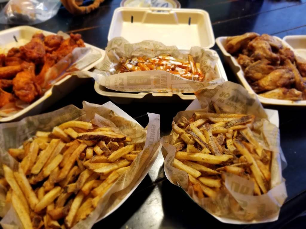 Wingstop | restaurant | 3720 Gosford Rd Ste F, Bakersfield, CA 93309, USA | 6618359464 OR +1 661-835-9464