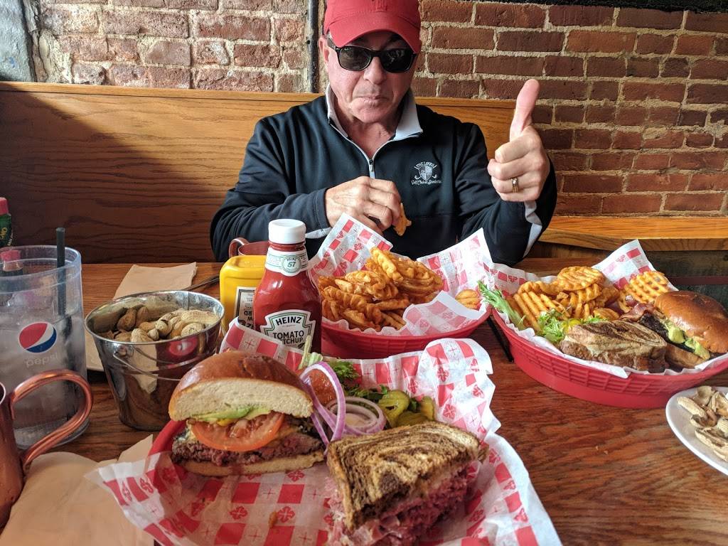 Whiskey Ranch Bar & Grill | restaurant | 24 N Main St, Janesville, WI 53545, USA | 6085631554 OR +1 608-563-1554