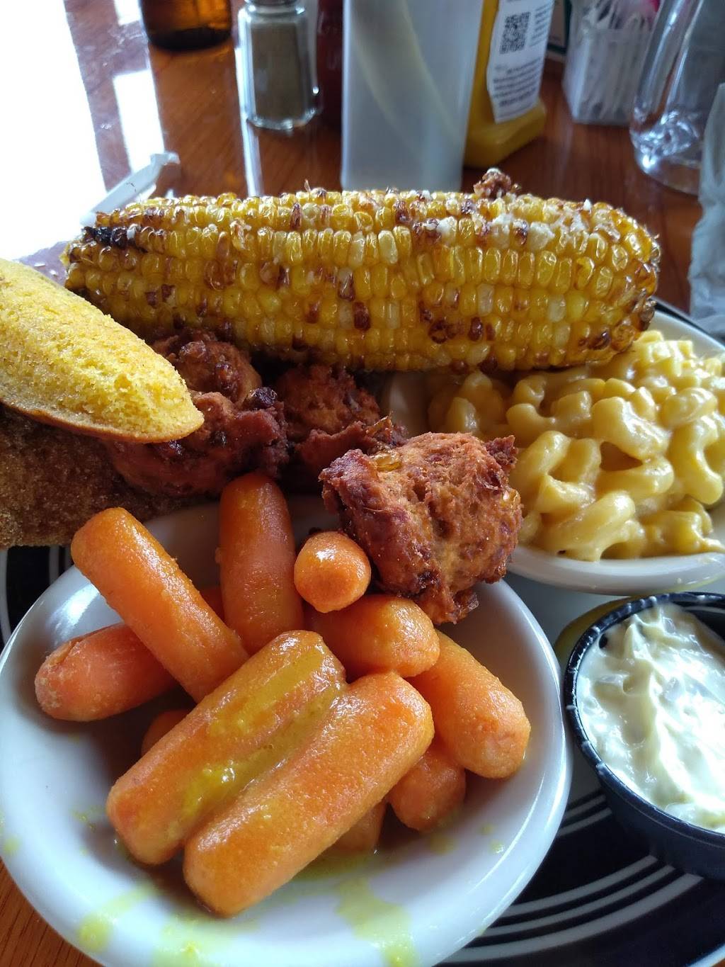 Ramseys Diner | restaurant | 151 W Zandale Dr, Lexington, KY 40503, USA | 8592592708 OR +1 859-259-2708