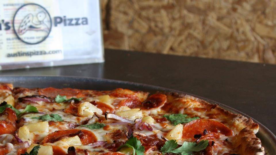 Austins Pizza Cedar Park | restaurant | 2800 E Whitestone Blvd, Cedar Park, TX 78613, USA | 5127958888 OR +1 512-795-8888