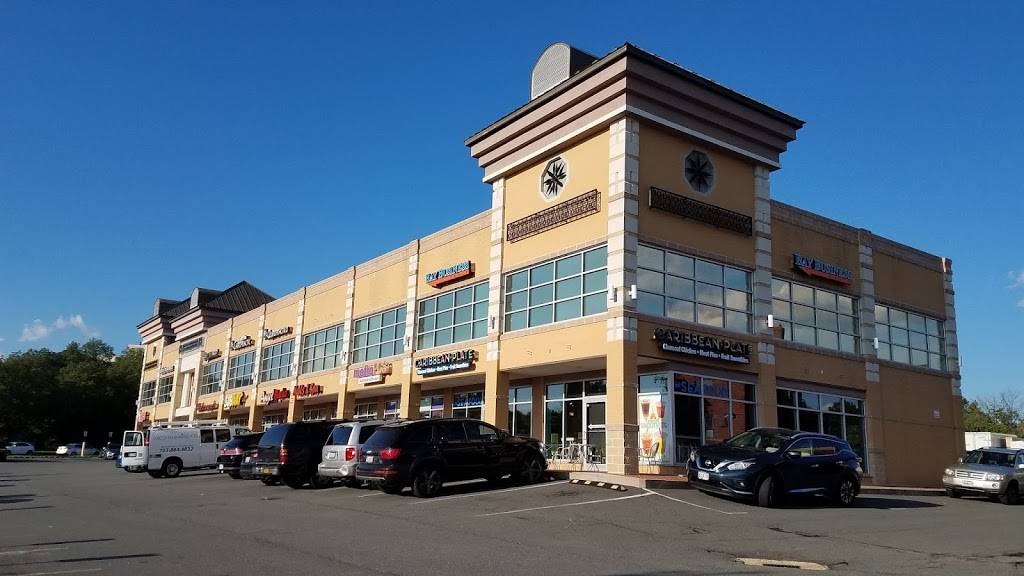 Subway Restaurants | restaurant | 121 E. Annandale Road Space #4, Shopping Center, Falls Church, VA 22046, USA | 7039425735 OR +1 703-942-5735