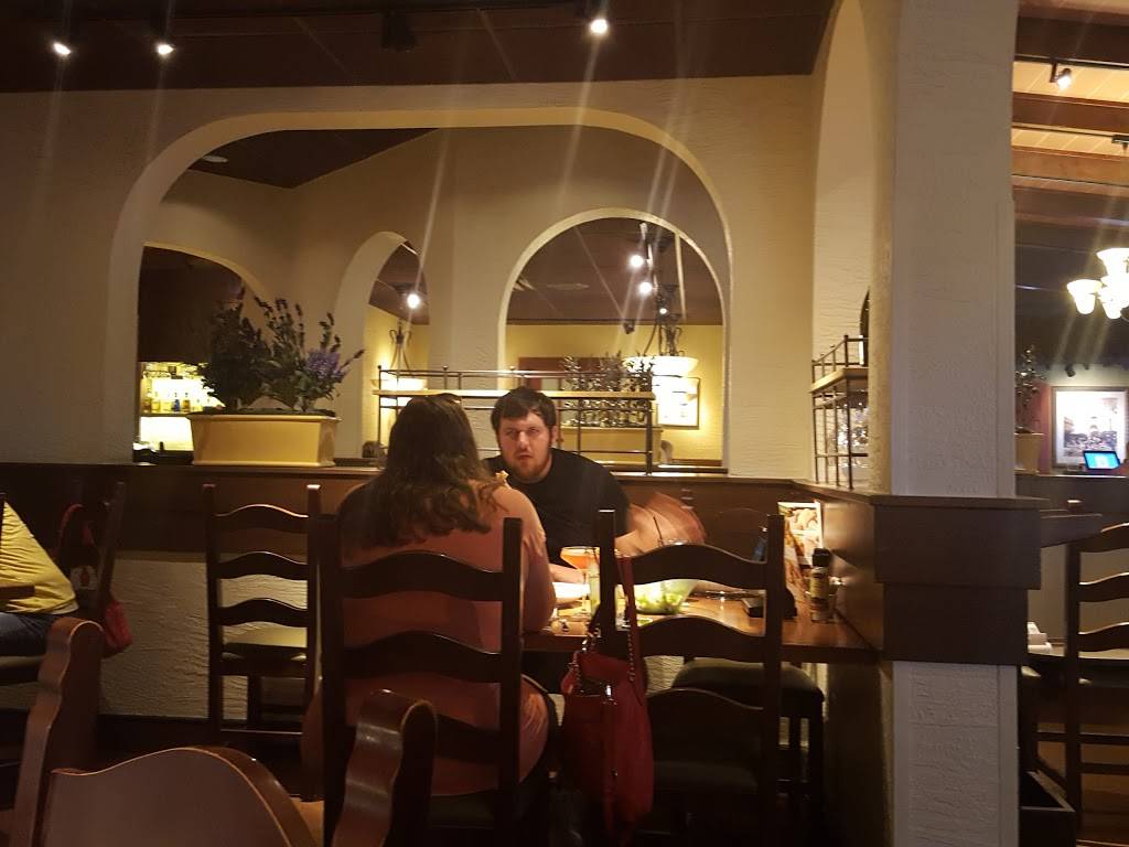 Olive Garden Italian Restaurant | meal takeaway | 6710 Roosevelt Ave, Middletown, OH 45044, USA | 5134245344 OR +1 513-424-5344