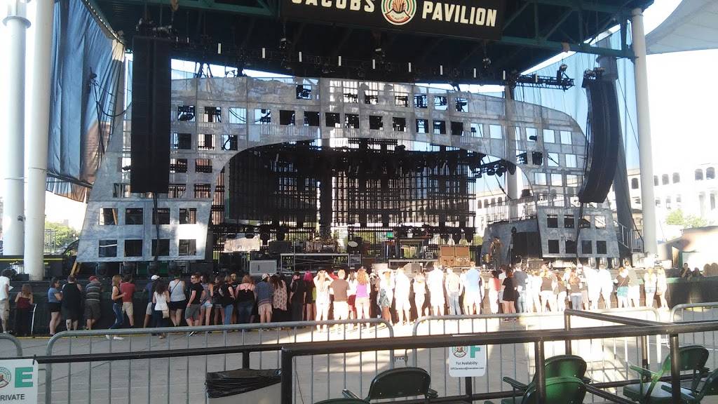 Nautica Queen Clevelands Dining Cruise Ship | restaurant | 1153 Main Ave, Cleveland, OH 44113, USA | 2166968888 OR +1 216-696-8888