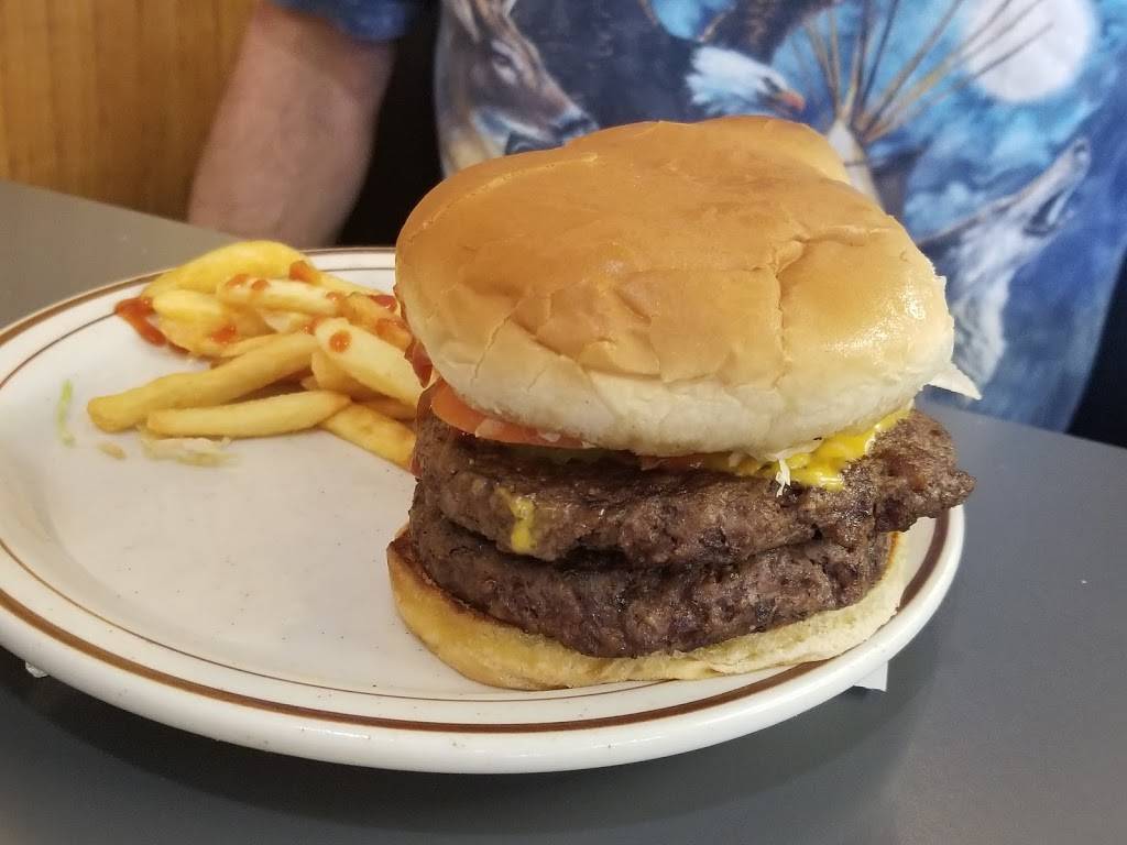 Hopes Cafe On The Boulevard | cafe | 3327 Garden City Blvd SE, Roanoke, VA 24014, USA | 5404272200 OR +1 540-427-2200