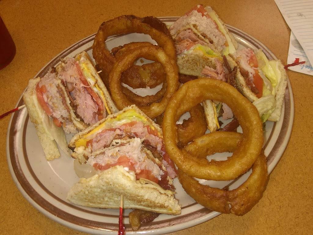 Village Inn Restaurant | restaurant | 3635 State Rd 46, Bloomington, IN 47404, USA | 8128762121 OR +1 812-876-2121