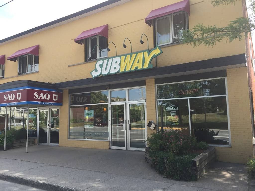 Subway | restaurant | 4908 Rue Foster, Waterloo, QC J0E 2N0, Canada | 4505393255 OR +1 450-539-3255