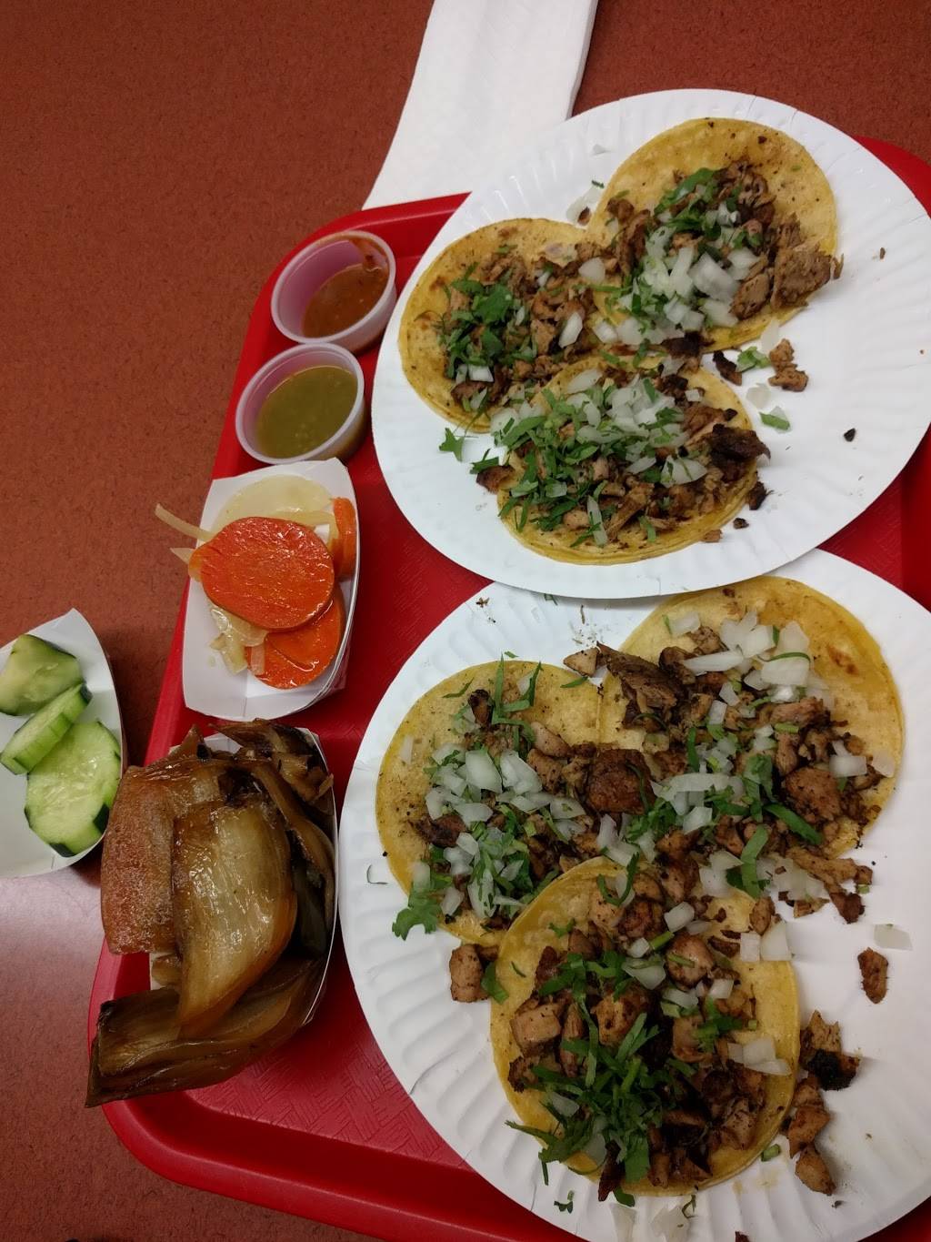 Tacos & Seafood Raul | restaurant | 8740 Firestone Blvd, Downey, CA 90241, USA | 5629407139 OR +1 562-940-7139