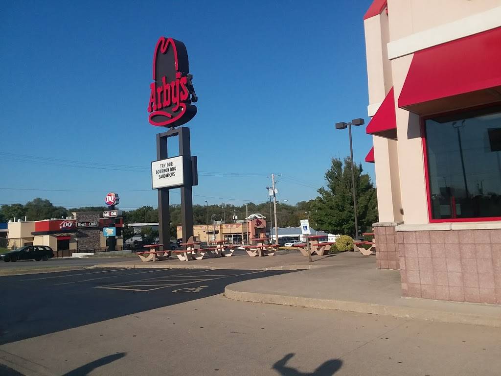 Arbys | meal takeaway | 1416 W Kearney St, Springfield, MO 65803, USA | 4178659779 OR +1 417-865-9779