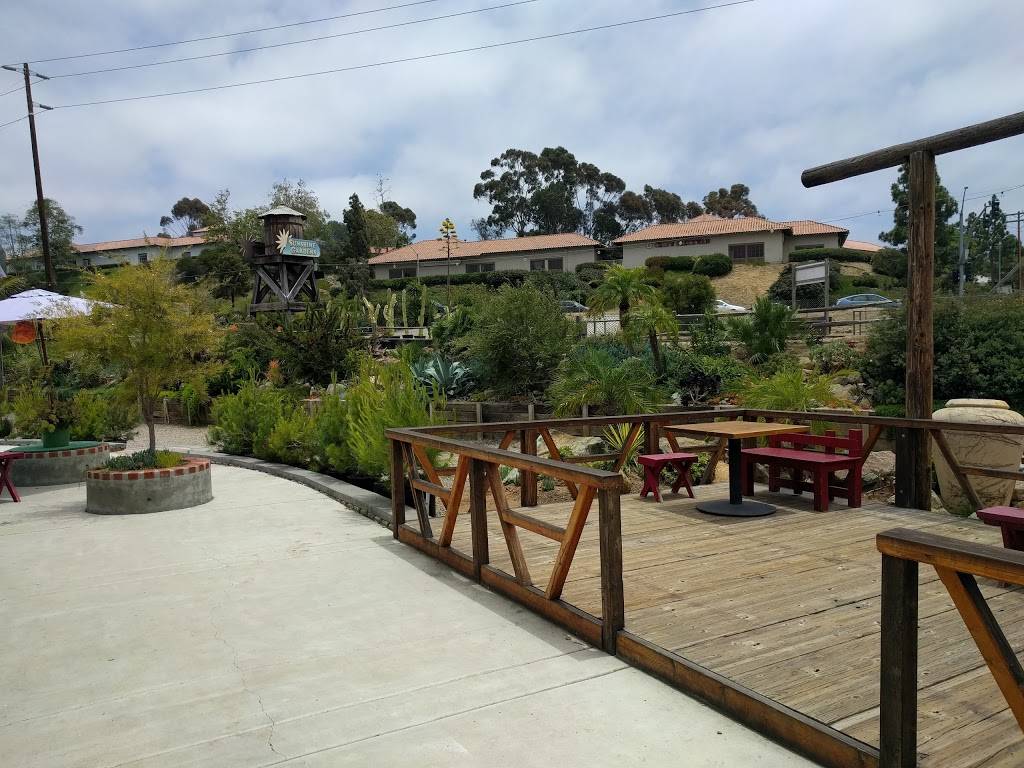 Bettys Pie Whole Saloon | restaurant | 114 N El Camino Real, Encinitas, CA 92024, USA | 7602306781 OR +1 760-230-6781