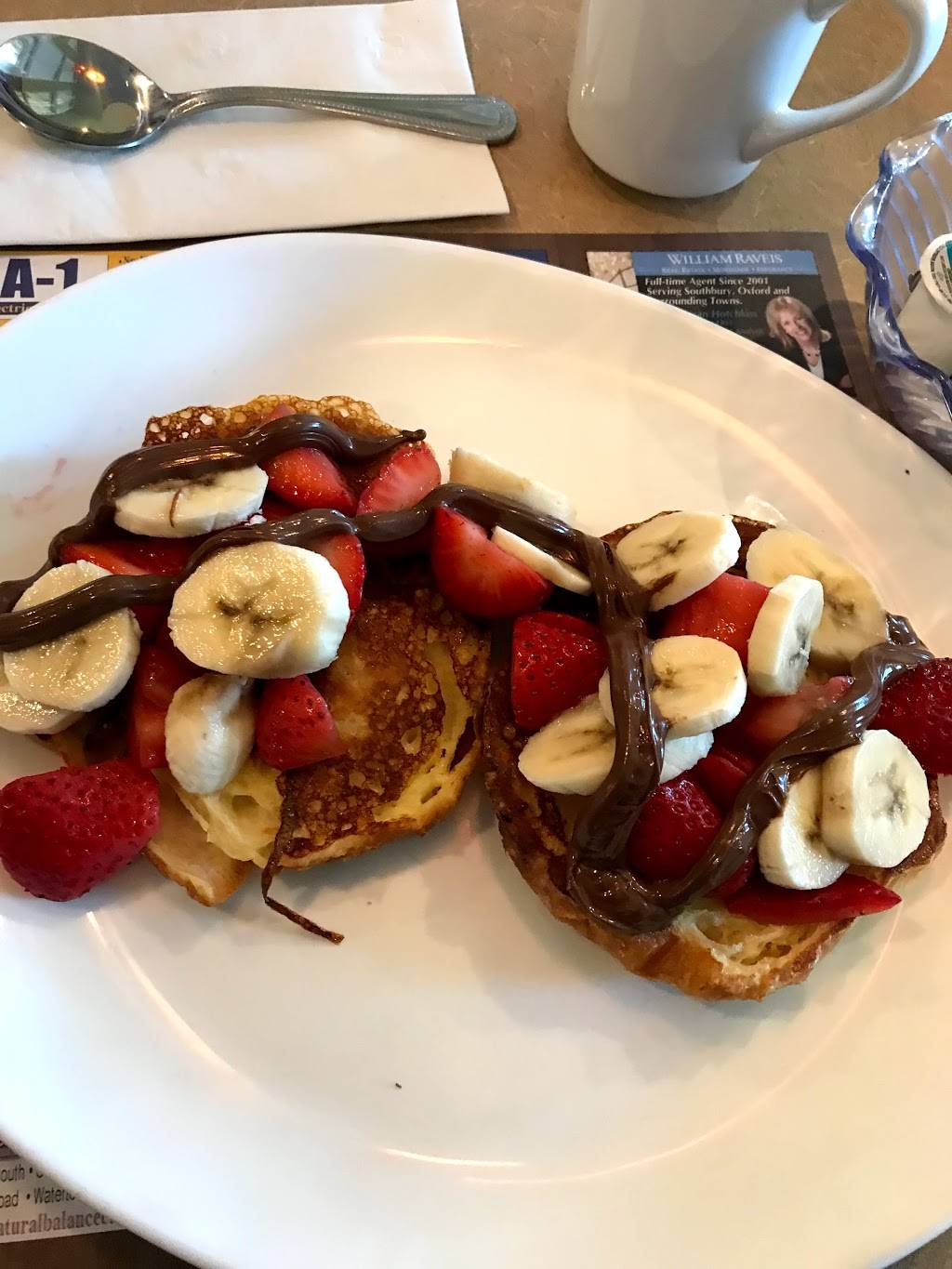 Chips Family Restaurant | restaurant | 775 Main St S, Southbury, CT 06488, USA | 2035861258 OR +1 203-586-1258