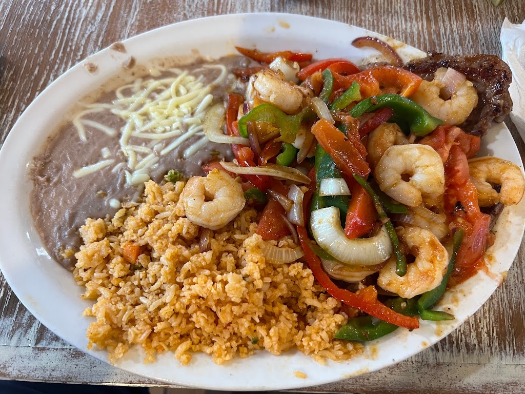 Chilangos Mexican Restaurant | restaurant | 303 N K Ave, Vinton, IA 52349, USA | 3193185083 OR +1 319-318-5083