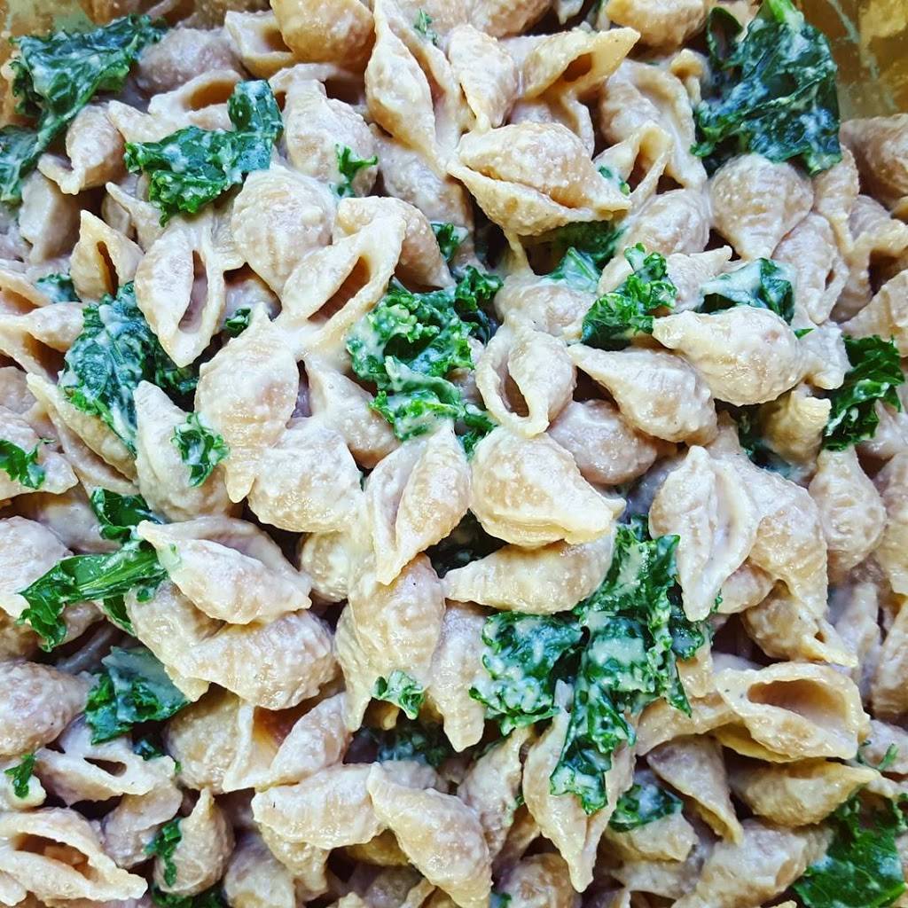 Chloes Clean Cuisine | restaurant | 1225 US-206 Suite 16, Princeton, NJ 08540, USA | 9085520115 OR +1 908-552-0115