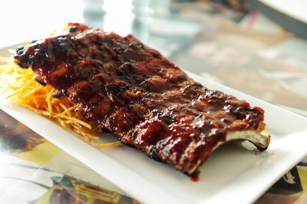 Five Doors North | restaurant | 2088 Yonge St, Toronto, ON M4S 2A2, Canada | 4164806234 OR +1 416-480-6234