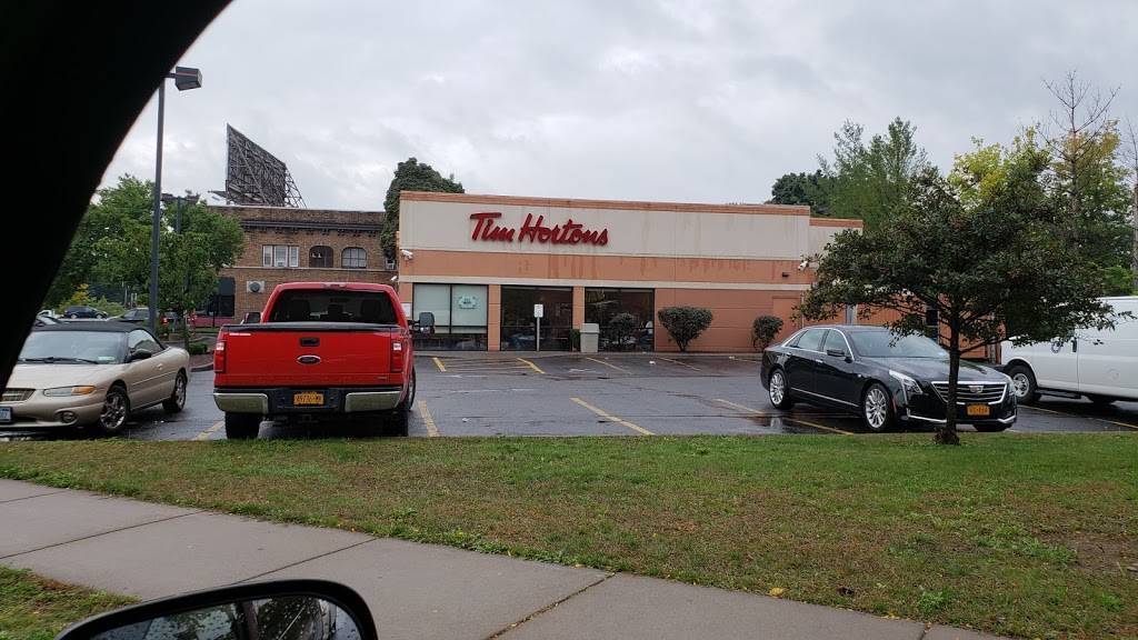 Tim Hortons | restaurant | 1525 Lake Ave, Rochester, NY 14615, USA | 5852546470 OR +1 585-254-6470